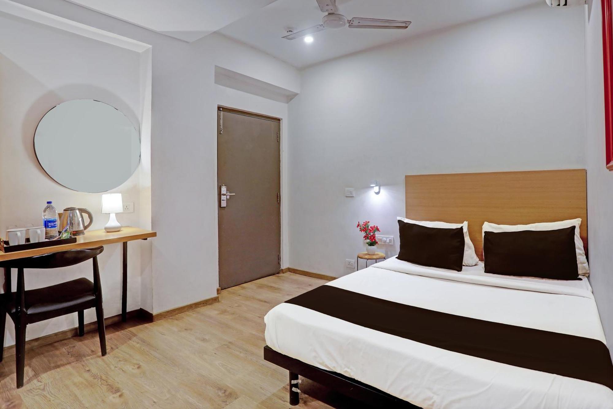 Townhouse Near Secunderabad Railway Station, Yashoda Hospital, Patny Centre Exterior foto