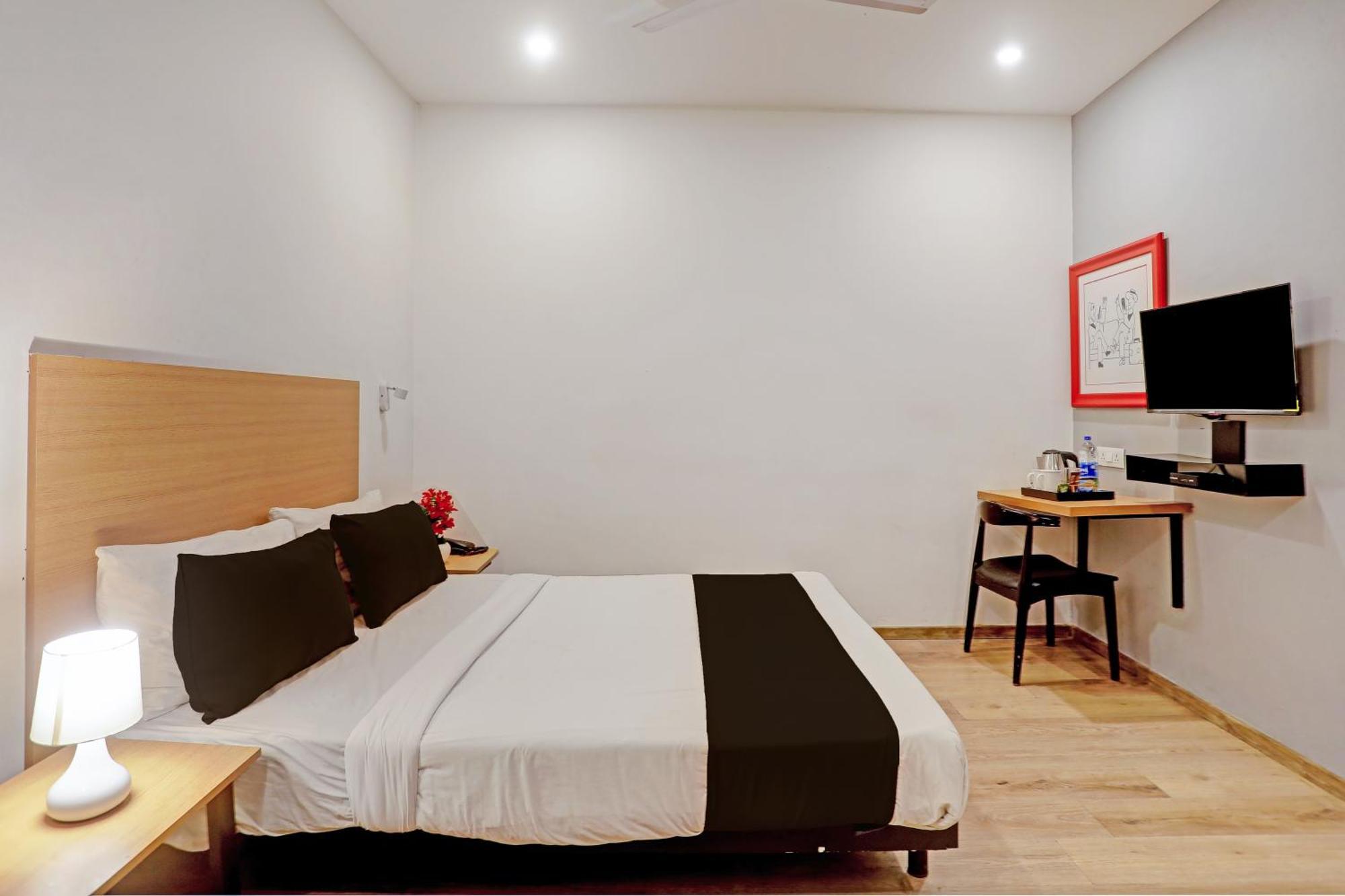 Townhouse Near Secunderabad Railway Station, Yashoda Hospital, Patny Centre Exterior foto